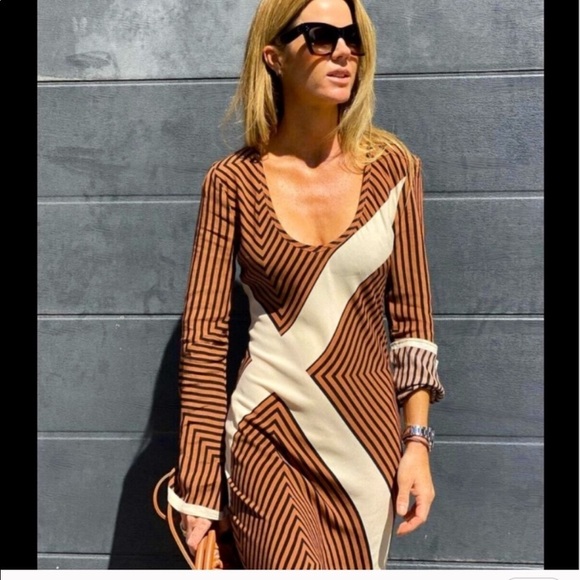 NEW Zara Blogger Favorite Geometric Print Maxi Dress - Picture 9 of 12